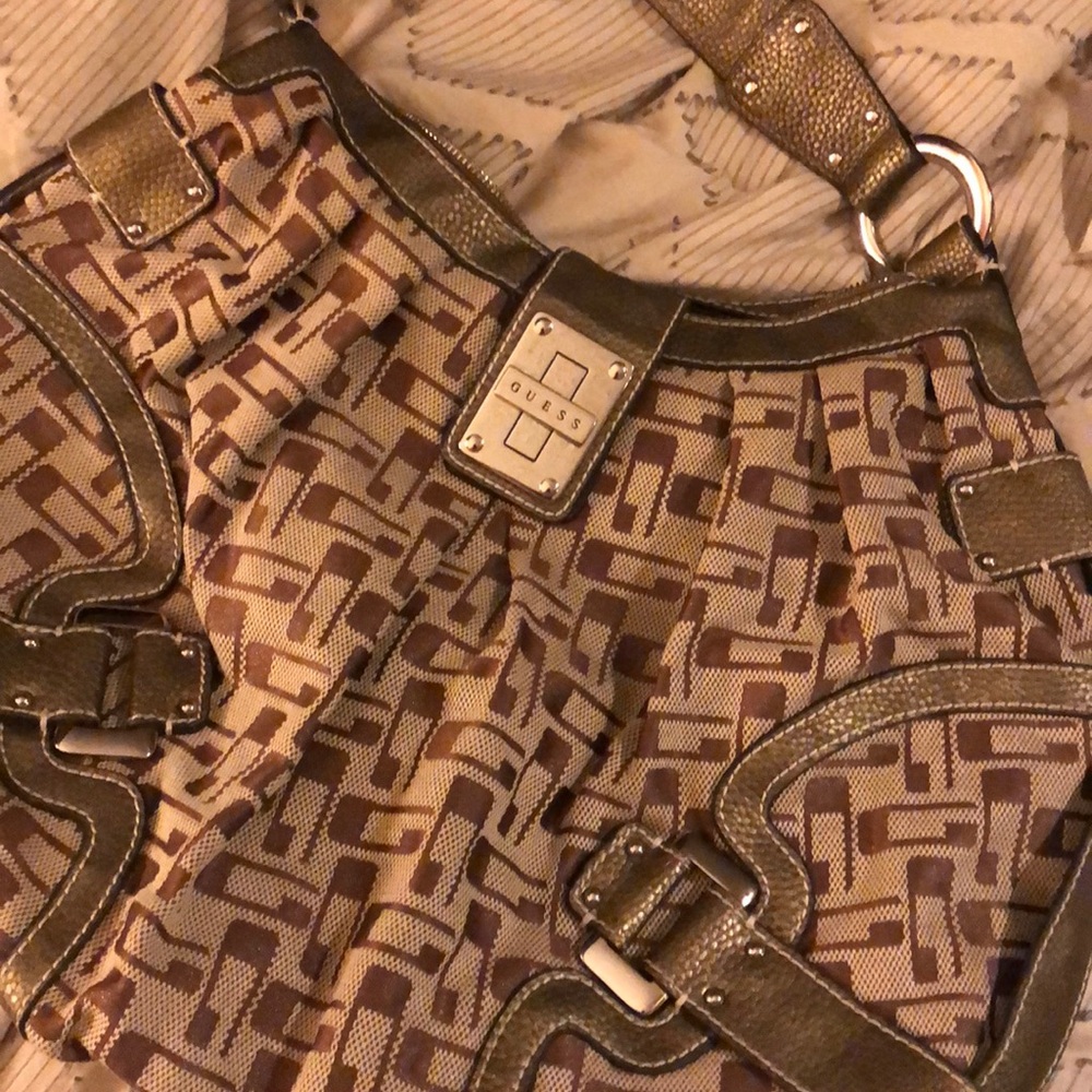 MAKE OFFER! GUESS Hobo handbag